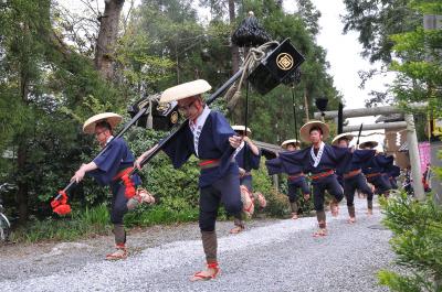 おまつりニッポン「滋賀・米原の奴振り」
